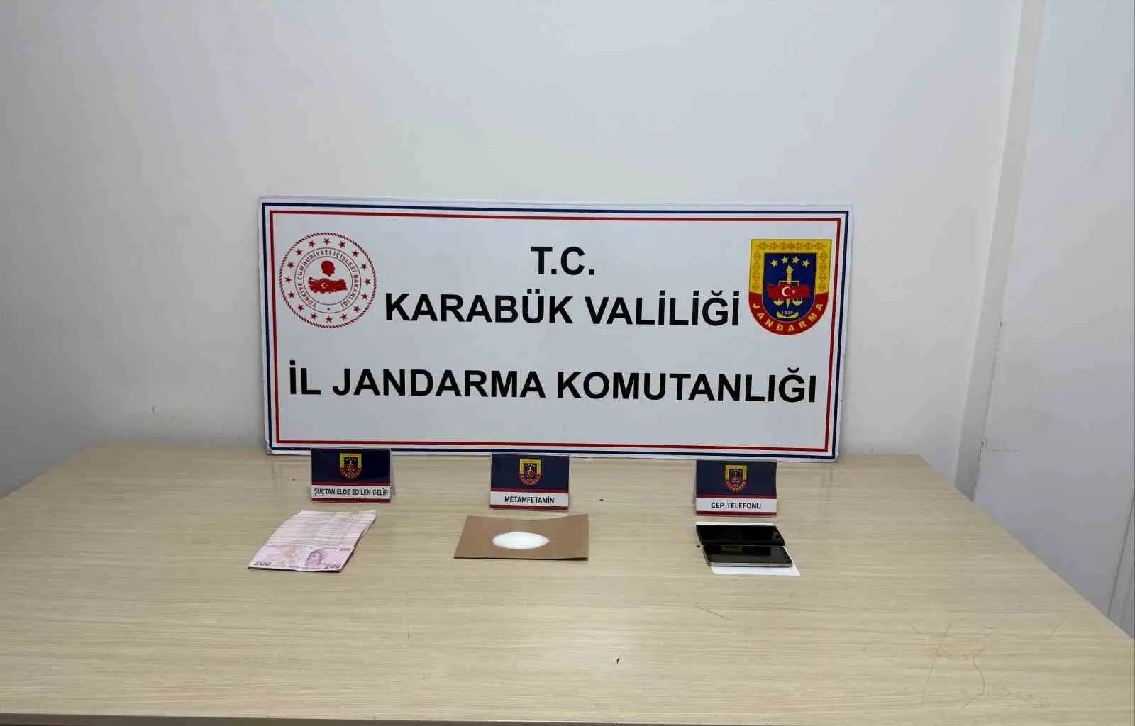 Karabük’te düzenlenen uyuşturucu operasyonunda gözaltına alınan 1 şüpheli adliyeye sevk