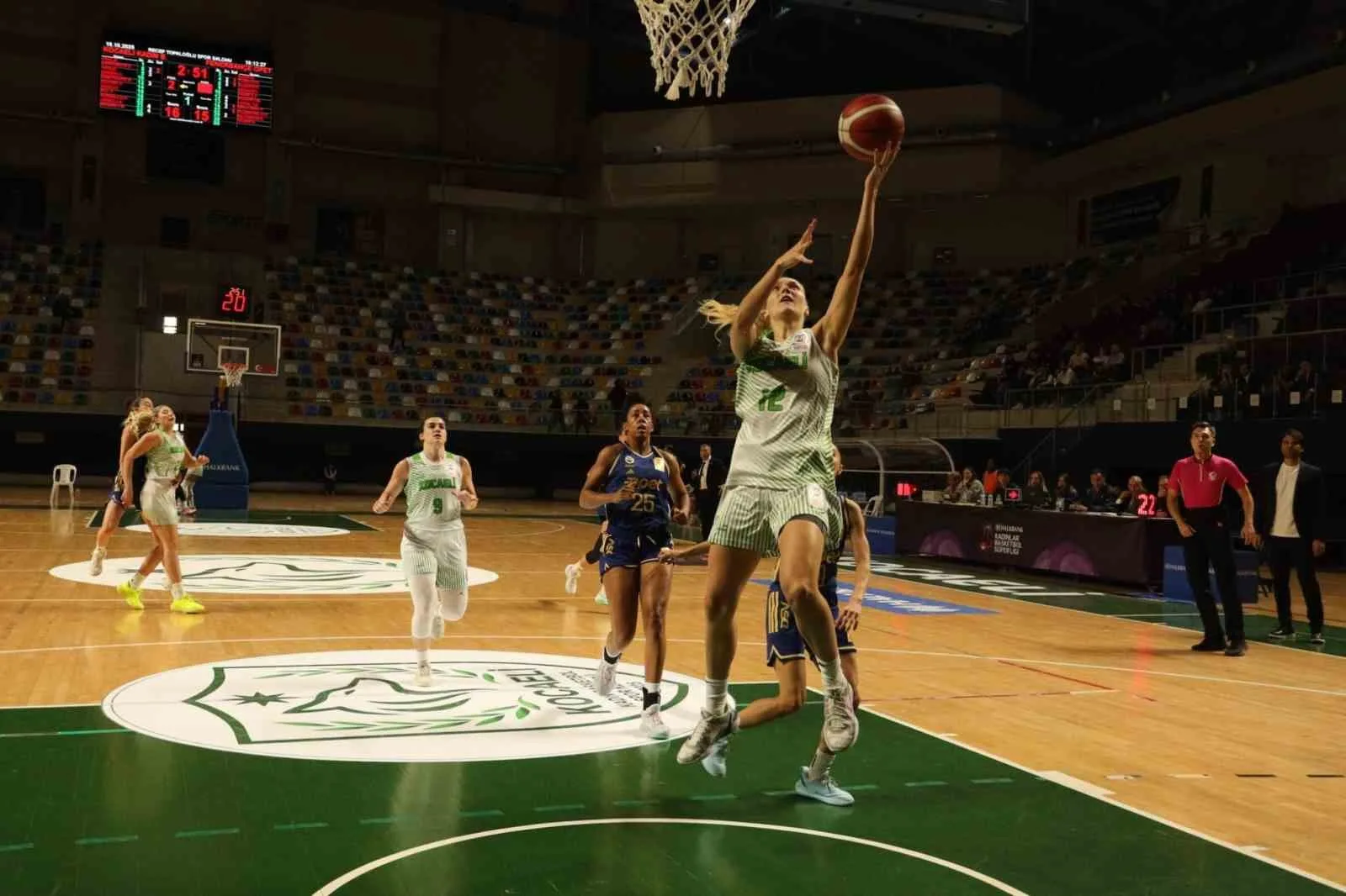 Kadınlar Basketbol Süper Ligi’nin 3. haftasında Kocaeli Kadın Basketbol, Fenerbahçe