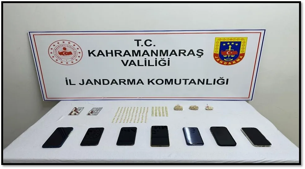Kahramanmaraş’ta düzenlenen uyuşturucu operasyonunda gözaltına alınan şüphelilerden 14’ü tutuklandı. Edinilen