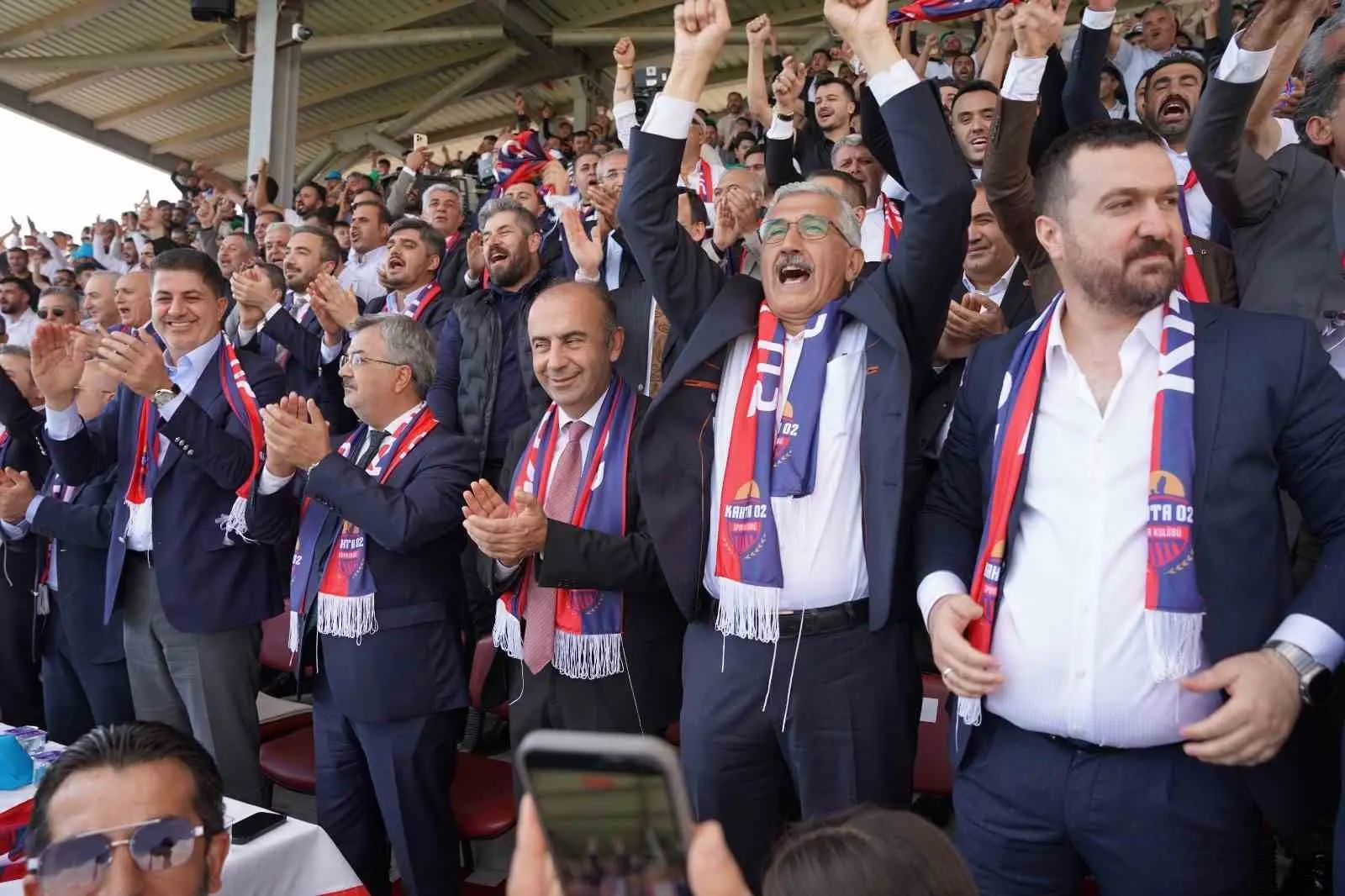 Kahta 02 Spor, Süper Lig ekiplerinden Kasımpaşa’yı 3-1 yenerek büyük