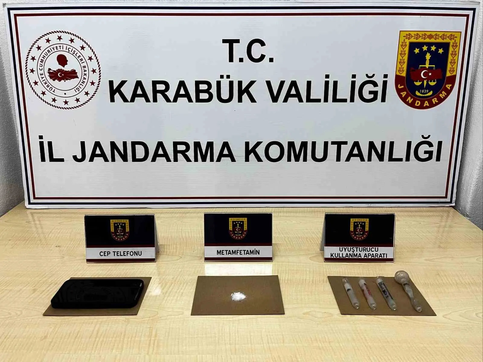 Karabük İl Jandarma Komutanlığı ekiplerince il genelinde gerçekleştirilen operasyonlarda, çeşitli