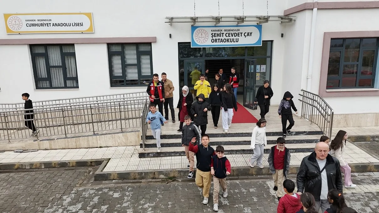 Karabük’te “Afetler ve Dayanıklılık Ayı” dolayısıyla İl Milli Eğitim Müdürlüğü