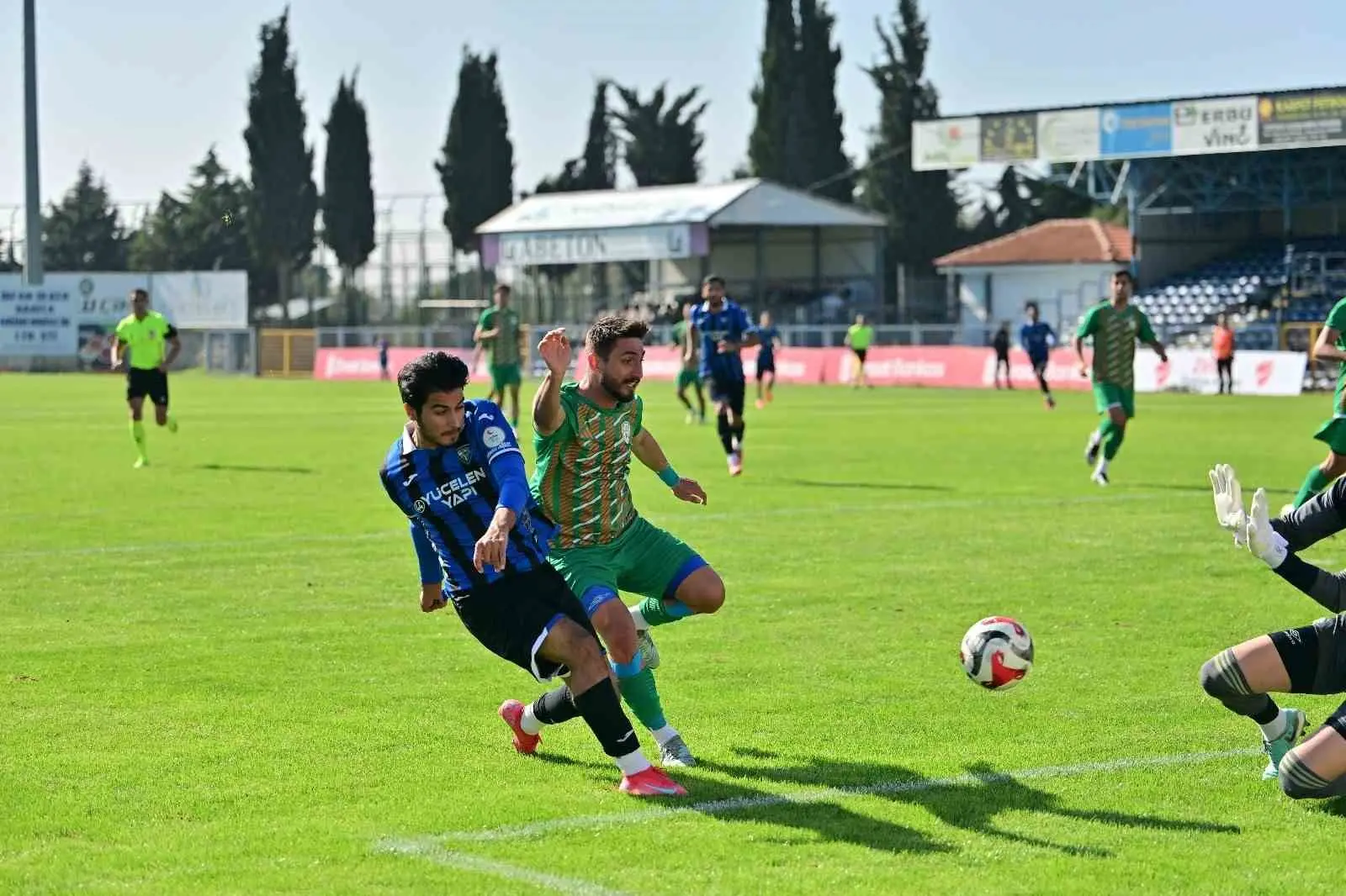 Karacabey Belediyespor, Malatya Yeşilyurtspor’u ikinci yarıdaki üstün oyunuyla 3-1 mağlup