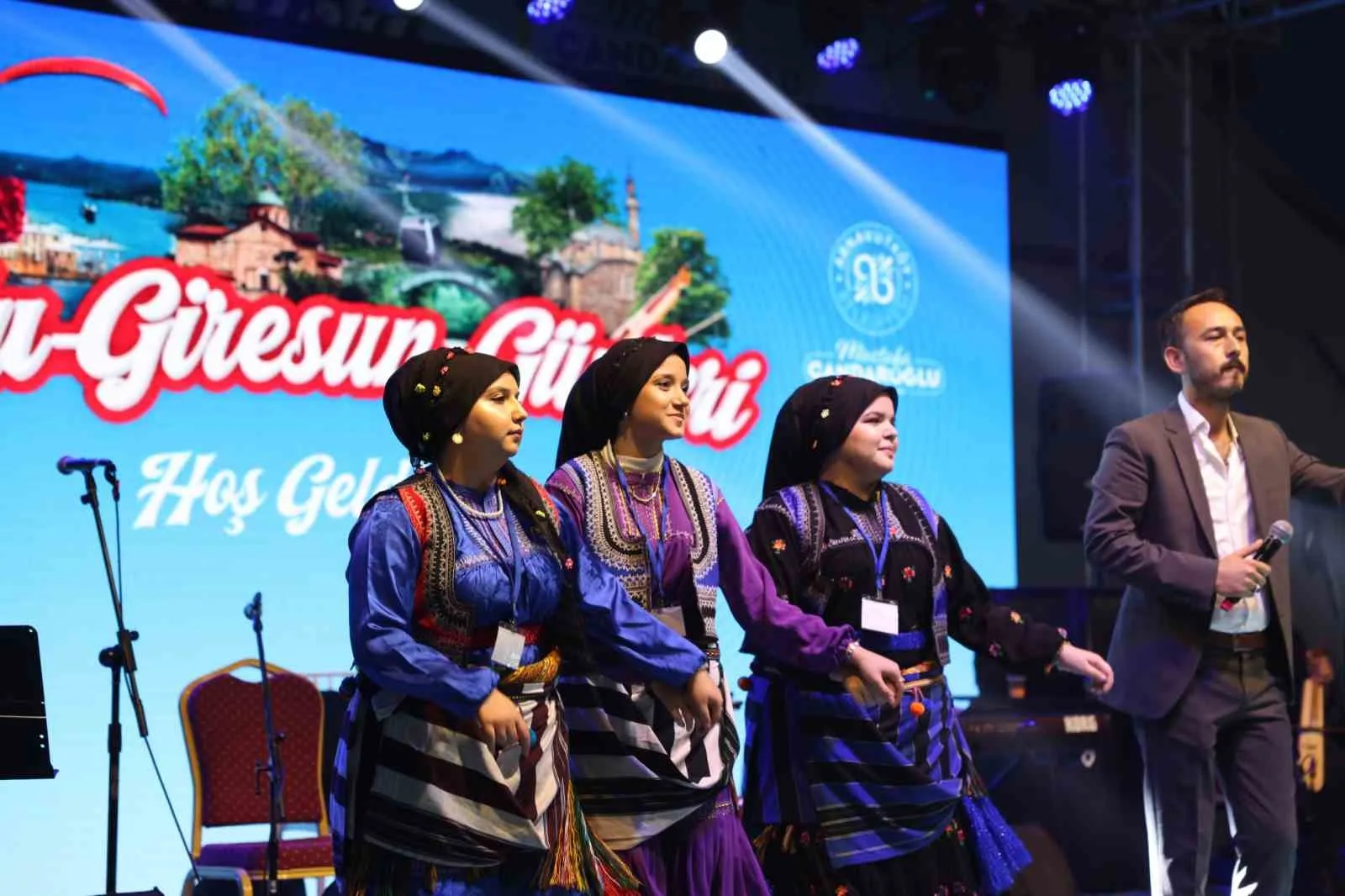 Arnavutköy Belediyesi’nin düzenlediği Memleket Günleri’nin dördüncü haftasında Ordu ve Giresun’un