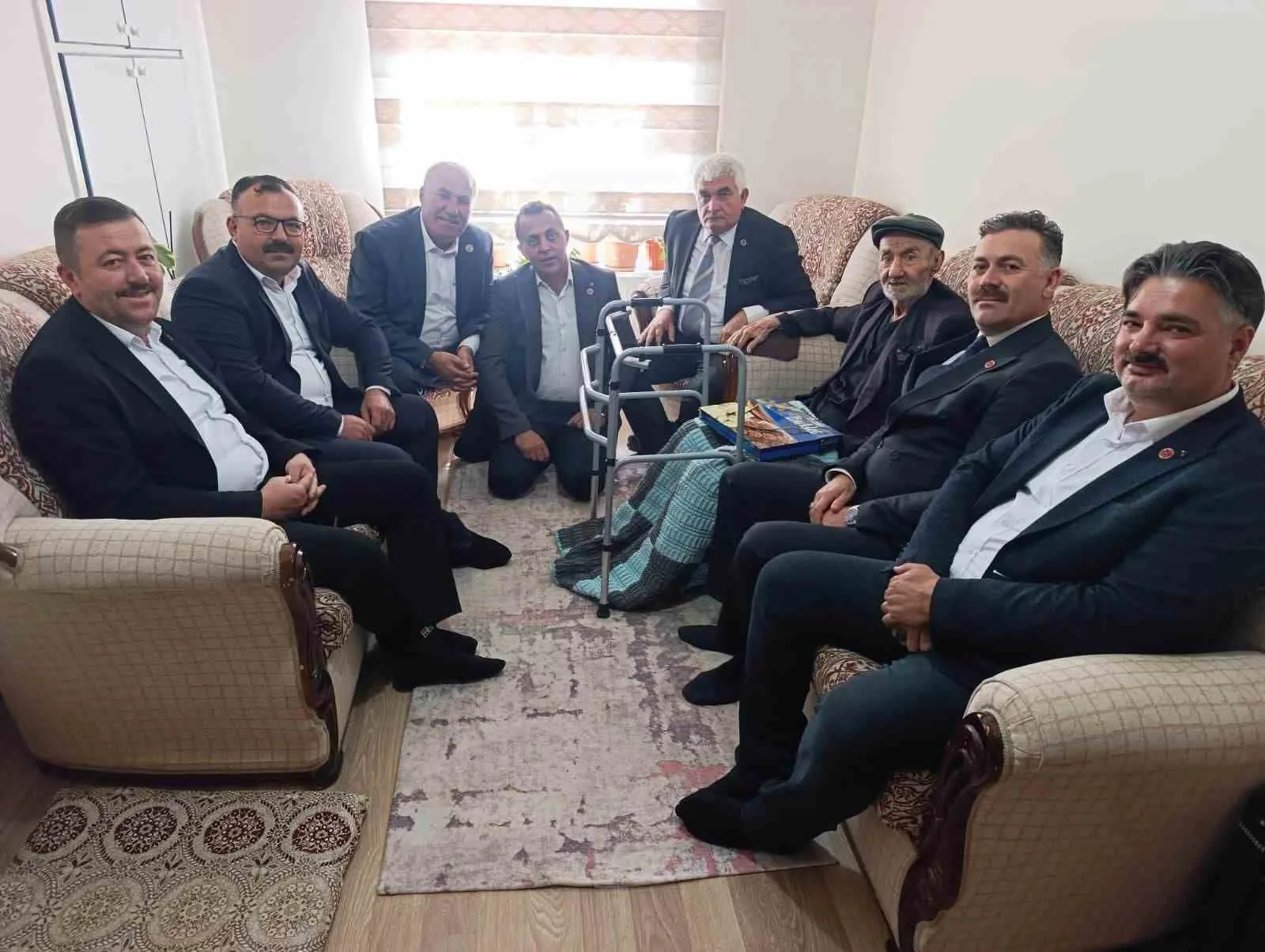 Konya’nın Karapınar ilçesinde 19 Ekim Muhtarlar Günü dolayısıyla ilçede uzun