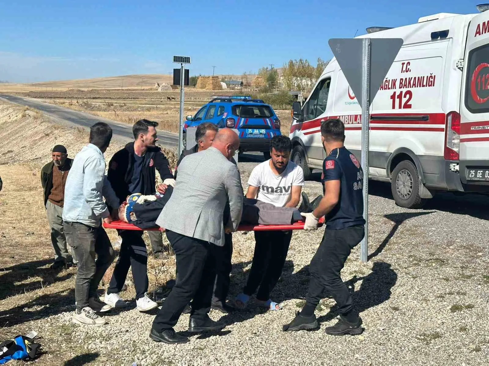 Erzurum’un Karayazı ilçesinde meydana gelen trafik kazasında bir kişi yaralandı.