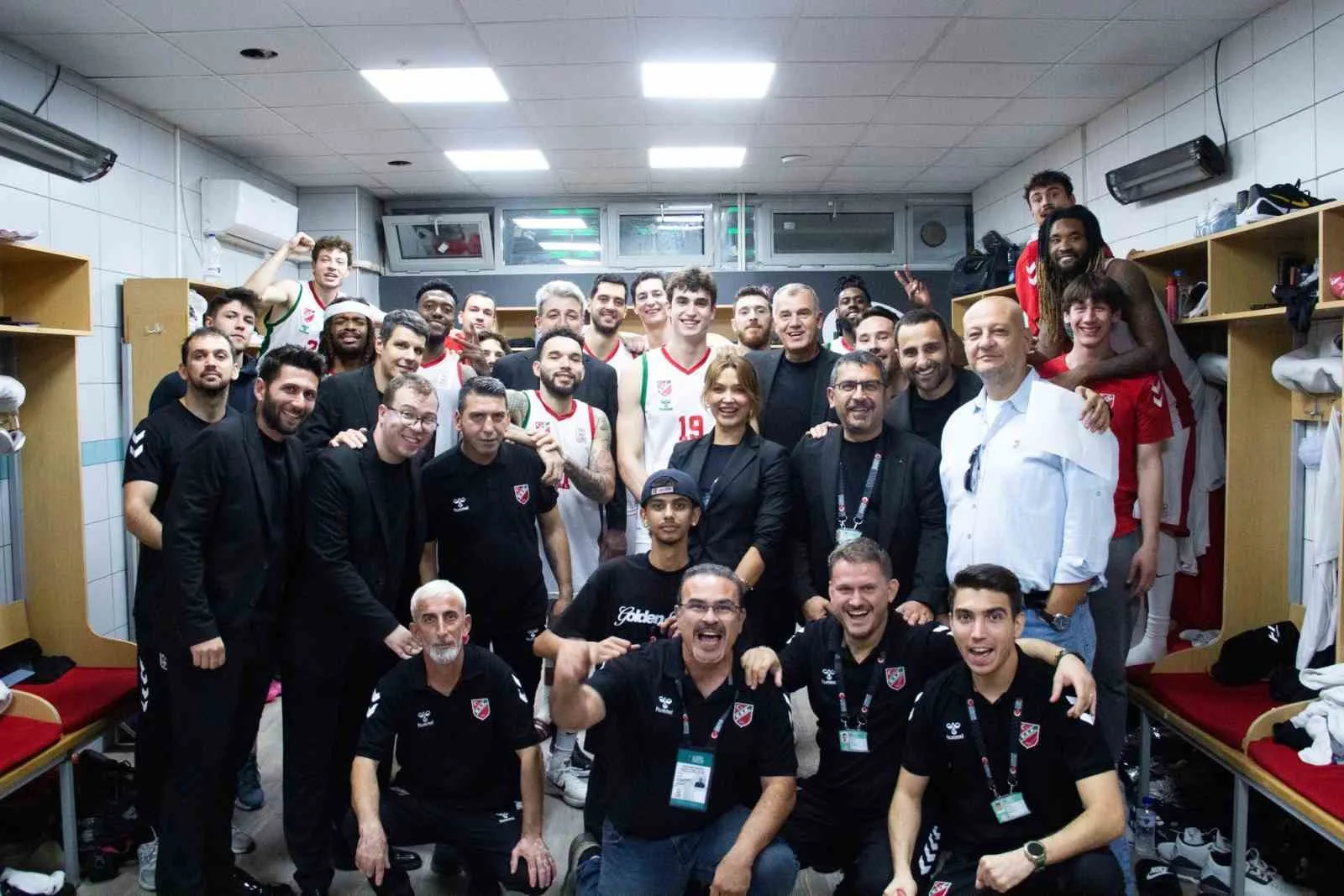 Karşıyaka, Basketbol Süper Ligi’nin 2. haftasında Merkezefendi Belediyesi Basket’i iç