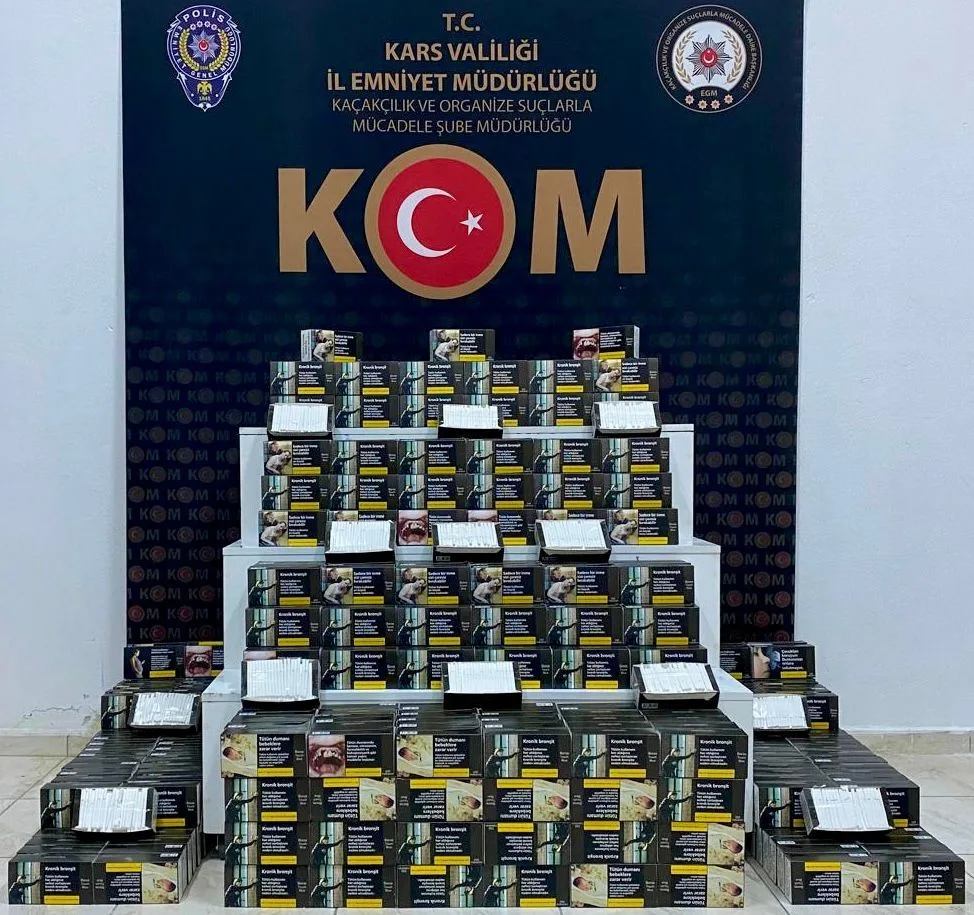 Kars’ta KOM ekiplerince yapılan operasyonda 100 bin boş makaron ele