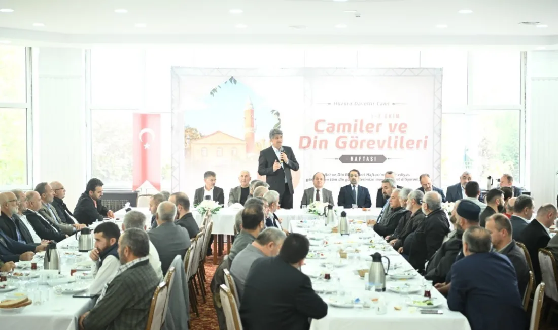 Kartepe’de, “Camiler ve Din Görevlileri Haftası” kapsamında program gerçekleştirildi. Kartepe