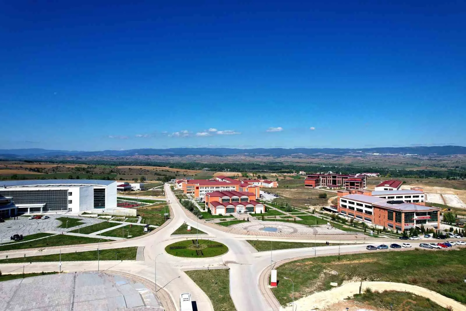 Kastamonu Üniversitesi, 2026 yılına ait Dünya Üniversite Sıralamalarında1501+ bandında yer