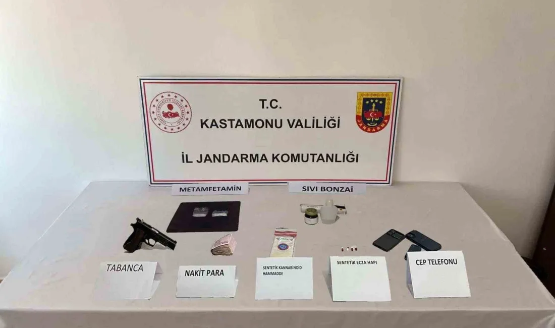 Kastamonu’da jandarma ekiplerinin çalışması neticesinde uyuşturucuyla yakalanan 9 kişi gözaltına