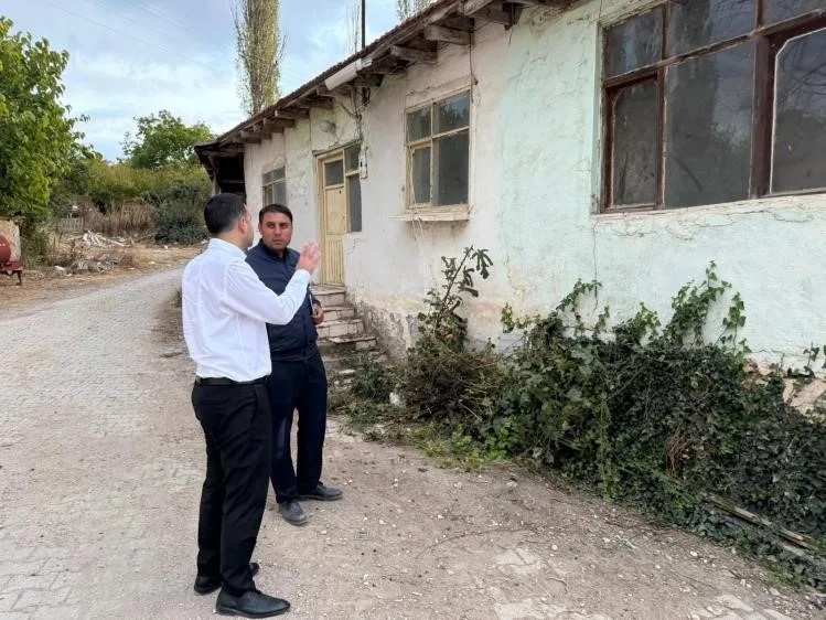 Osmaneli Kaymakamı Abdüssamed Kılıç, Balçıkhisar Köyü’ndeki çalışmaları yerinde inceledi. Osmaneli