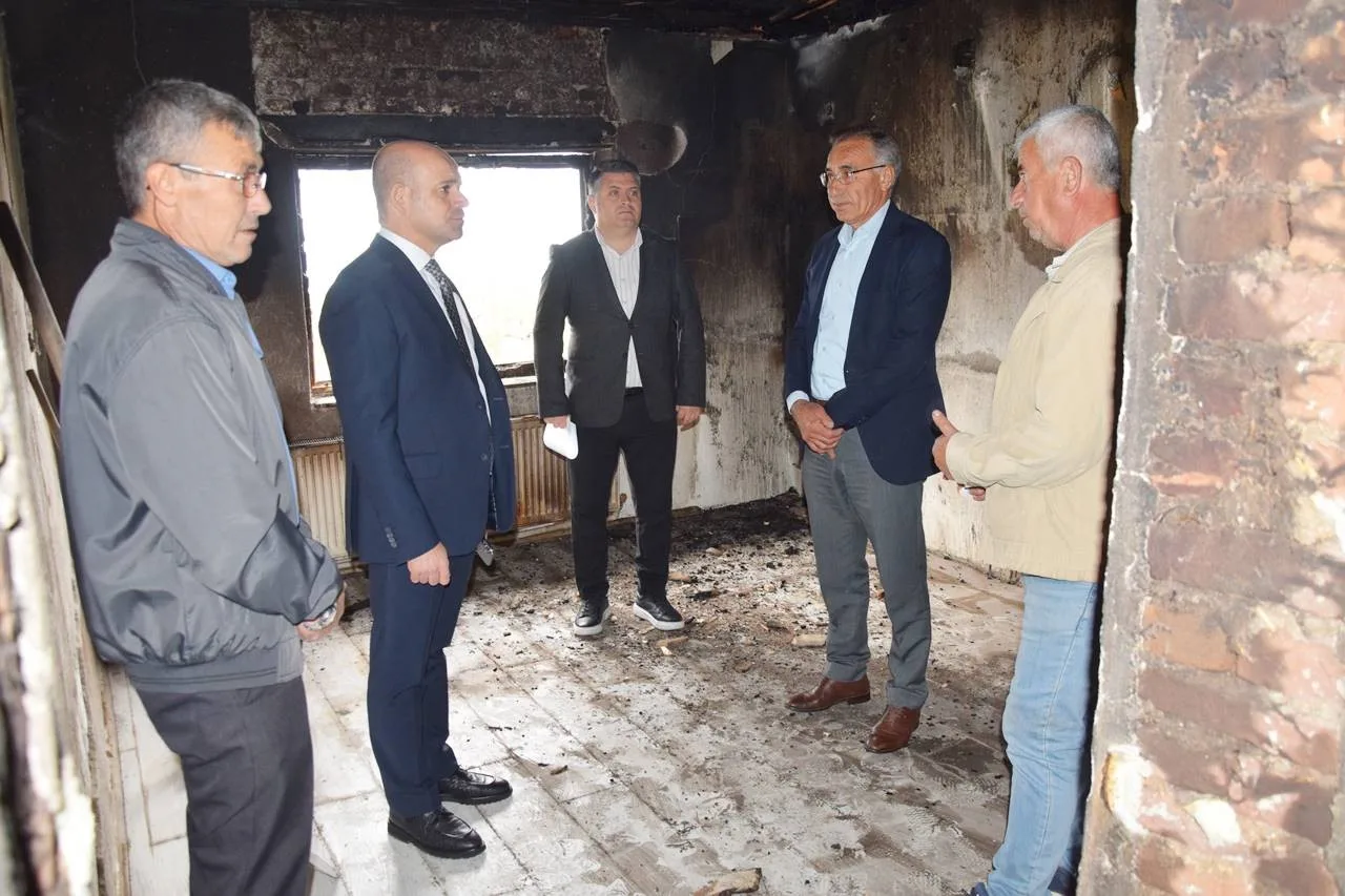 Çan Kaymakamı Dr. Emre Nebioğlu, Kulfal köyünde evi yanarak kullanılamaz