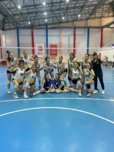 Türkiye Kadınlar 2. Voleybol Ligi 15. Grup ekiplerinden Kayseri Voleybol