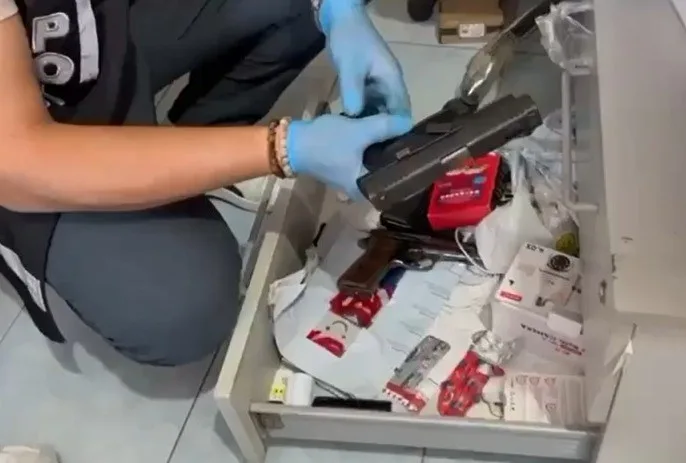 Kayseri İl Emniyet Müdürlüğü ekiplerince yapılan çalışmalarda; 10 adet ruhsatsız