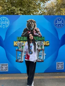 Milli sporcu Elif Ceren Uzunçakmak; Özbekistan’da düzenlenen Kick Boks Dünya