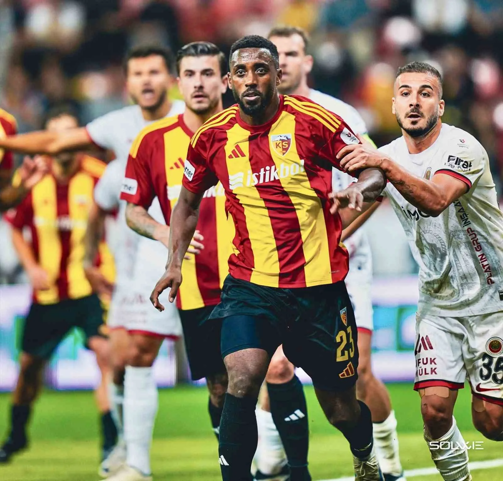 Kayserispor, Trendyol Süper Lig’de oynadığı 8 müsabakanın 5’inde 1-1 berabere