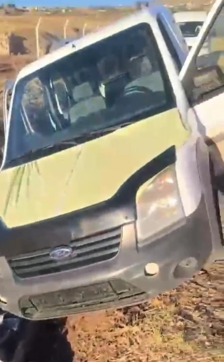 Adıyaman’ın Besni ilçesinde, güneş enerjisi santralinden kablo çalmaya çalışan şahıs