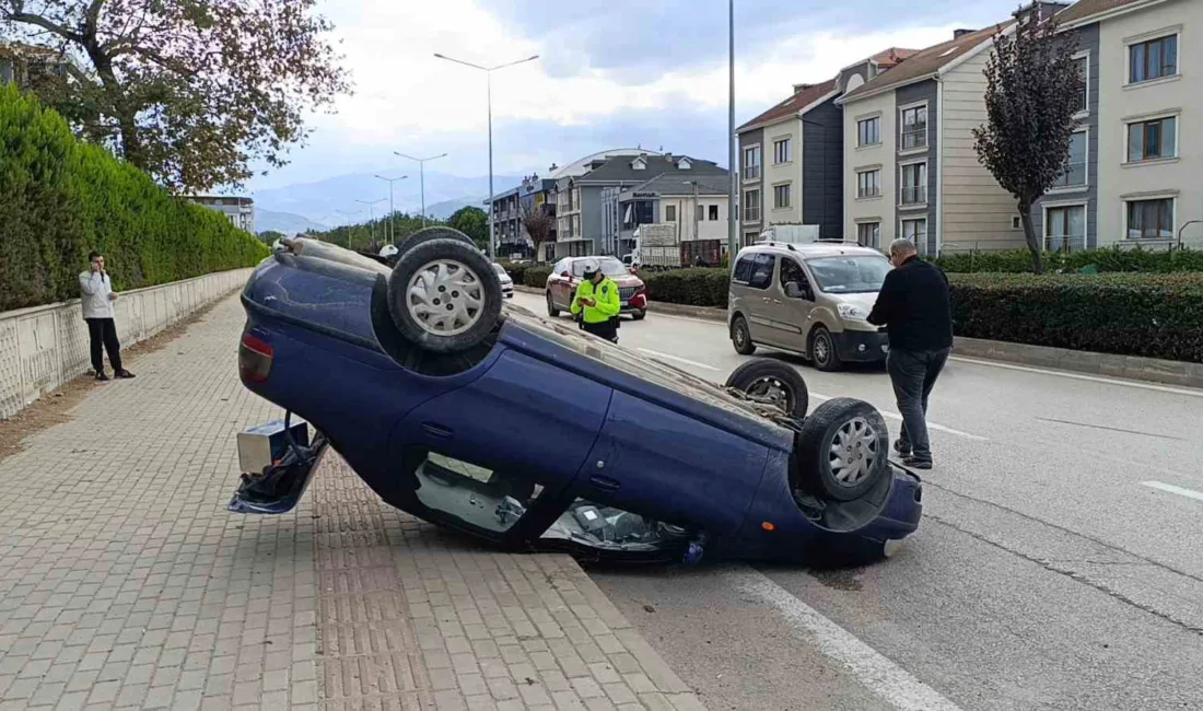 Bursa’nın İnegöl ilçesinde meydana gelen kaza da takla atarak ters
