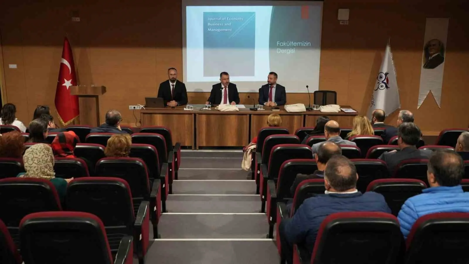 Karabük Üniversitesi Rektörü Prof. Dr. Fatih Kırışık, başarıya dayalı teşvik