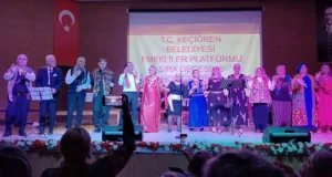Keçiören Belediyesi Emekliler Platformu, Yunus Emre Kültür Merkezi’nde düzenlediği Sıra