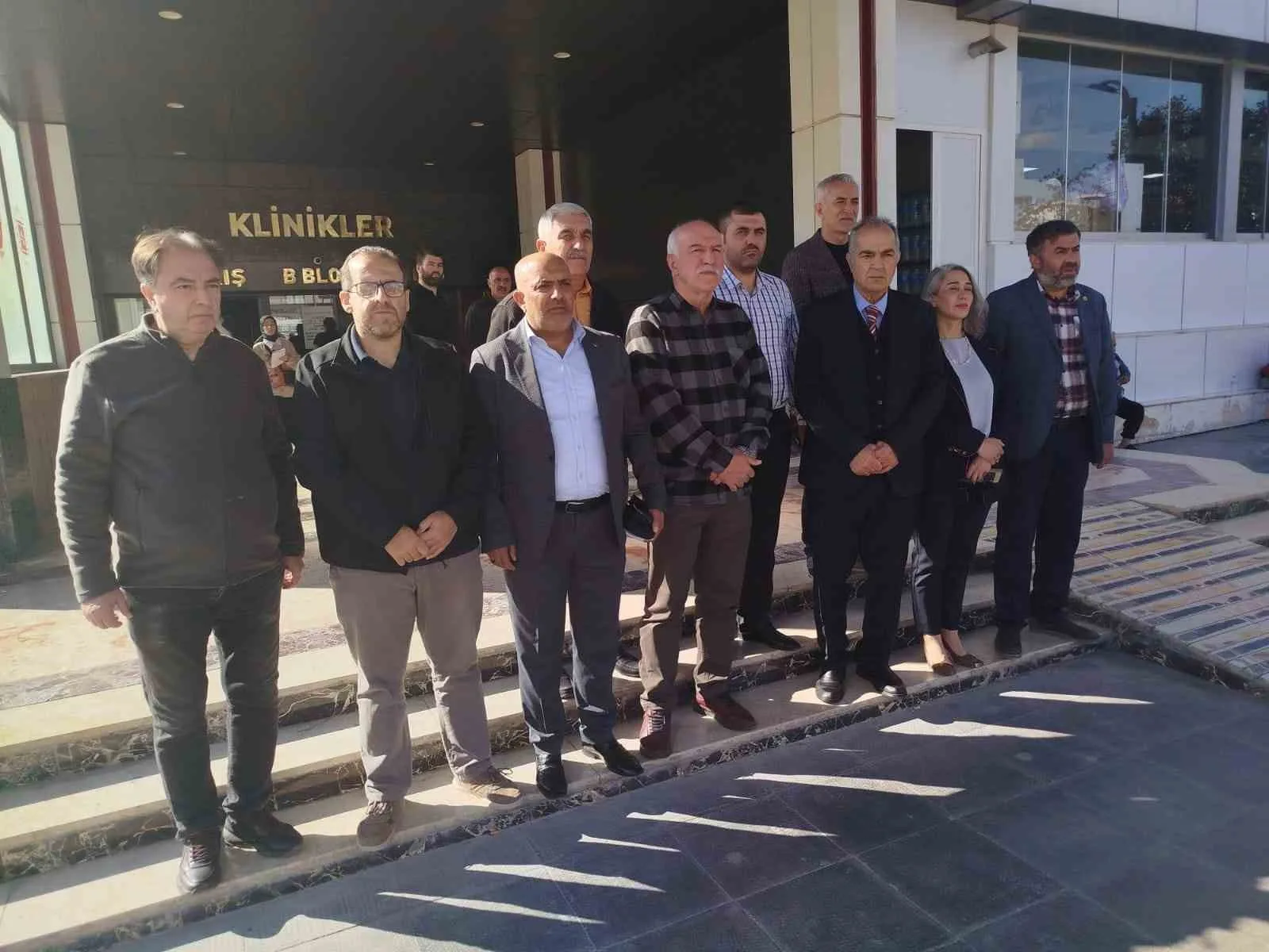 Elazığ Kent Konseyi Yürütme Kurulu Üyeleri, konsey başkanı gazeteci Mehmet