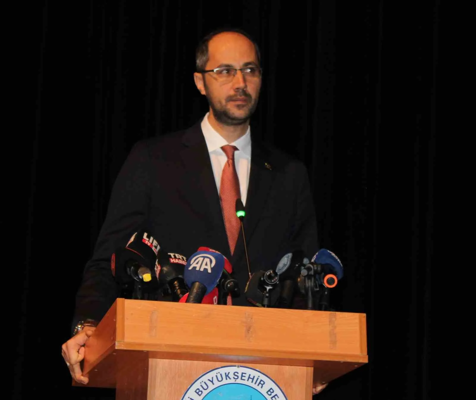 Kayseri büyükşehir Belediyesi ev sahipliğinde düzenlenen ’Her Yönüyle Kentsel Dönüşüm