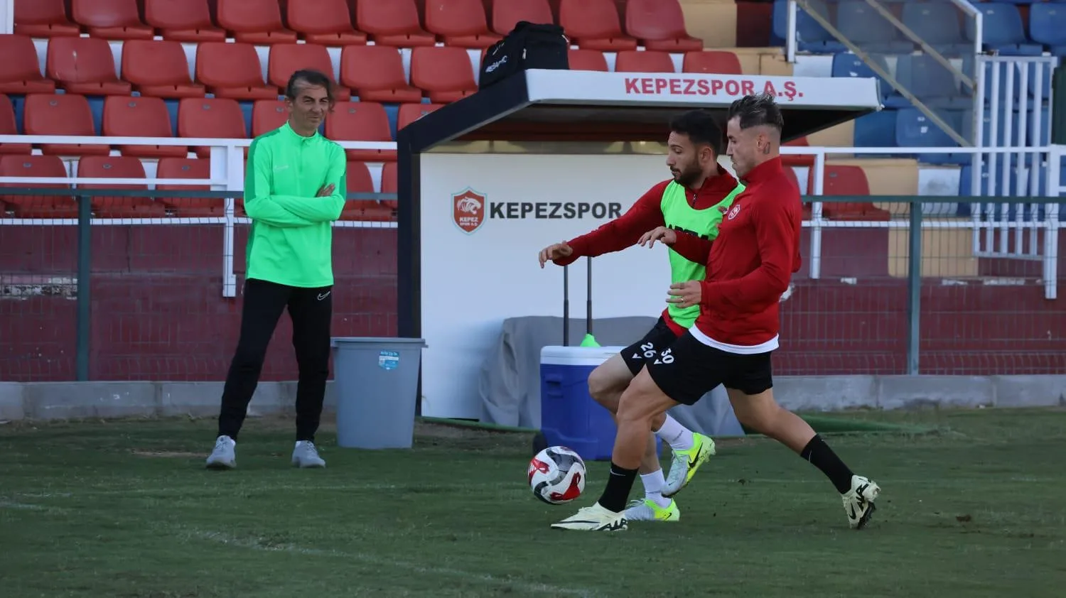 Beykoz deplasmanından üç puanla dönen Kepezspor, bu hafta kendi evinde