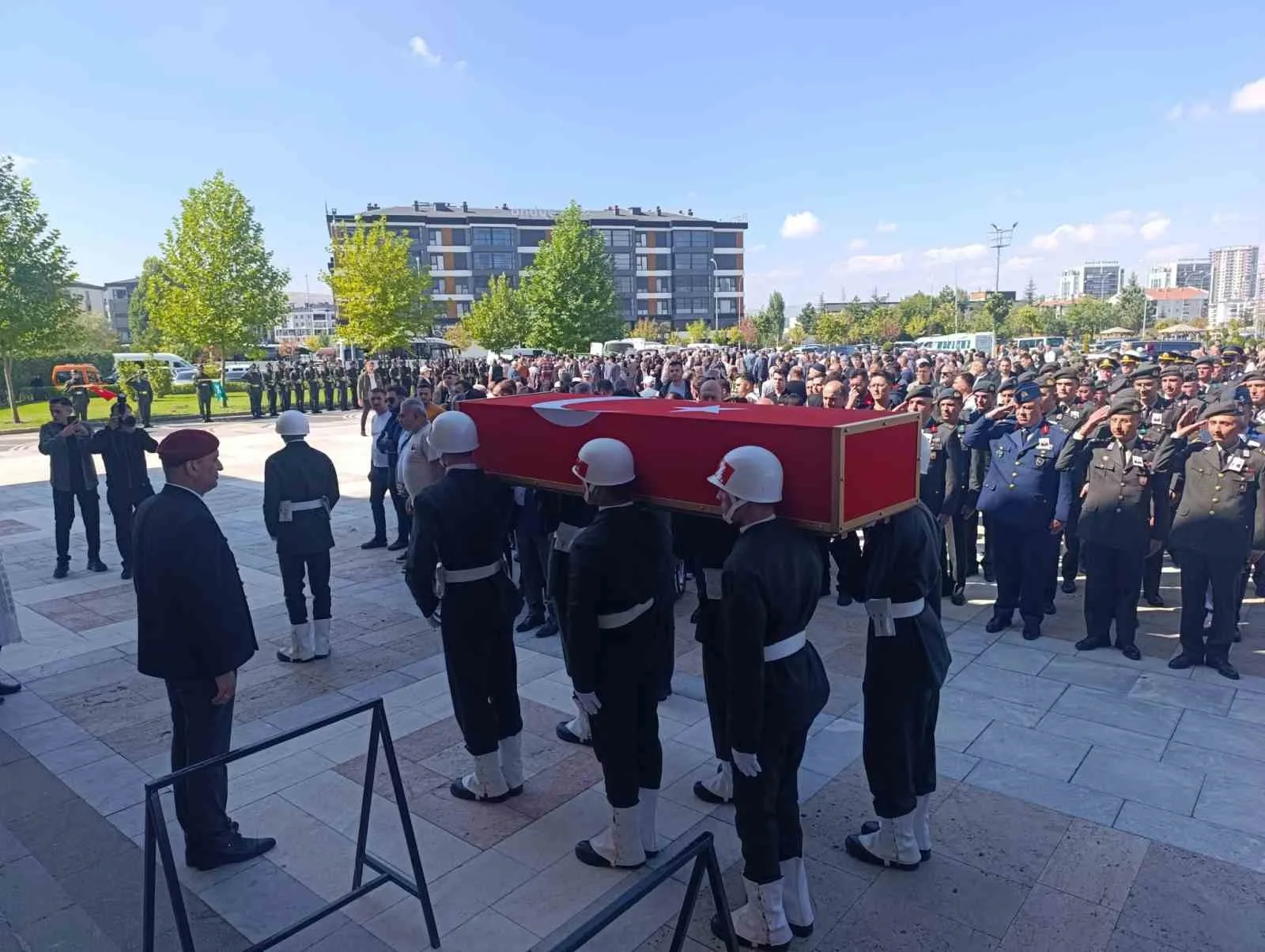 Kıbrıs’ta meydana gelen trafik kazasında şehit olan 26 yaşındaki Teğmen