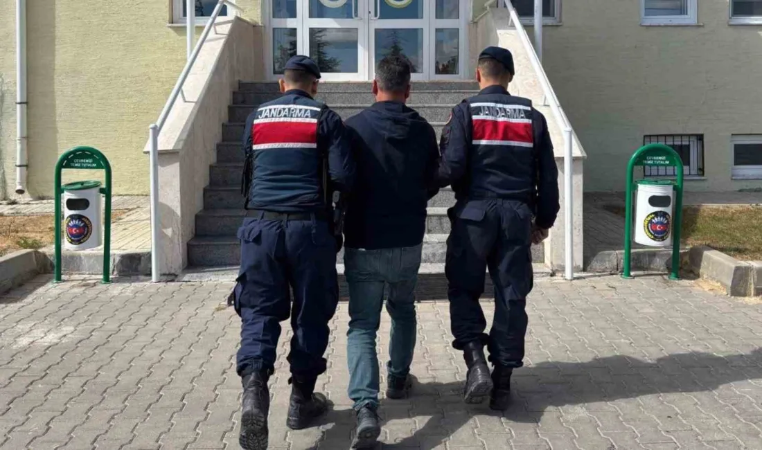 Kırıkkale’de jandarma ekiplerince düzenlenen operasyonda, FETÖ üyeliği suçundan 6 yıl