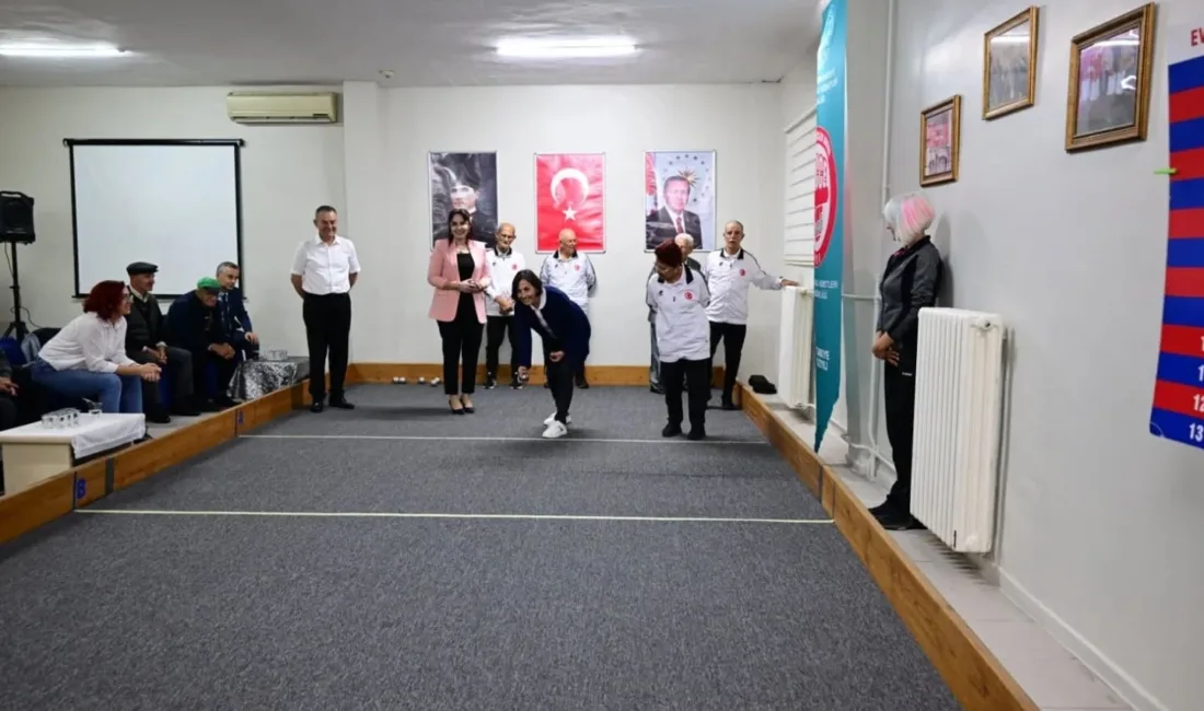 Kırklareli’nde huzurevi sakinleri ile protokol üyeleri arasında bocce müsabakası düzenlendi.