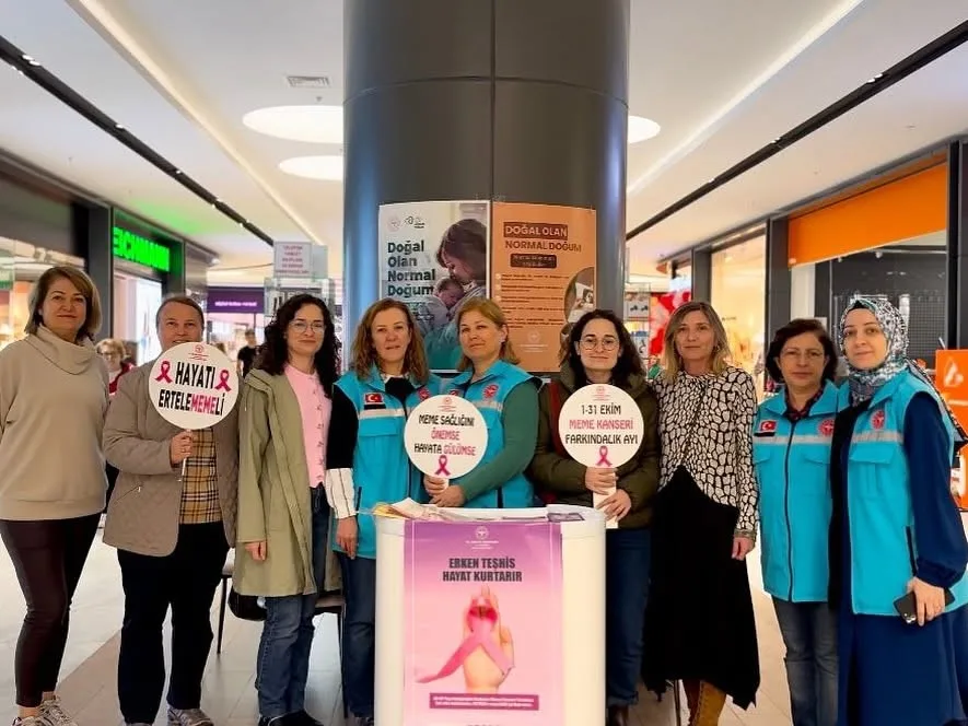 Kırklareli’nde, 1-31 Ekim Meme Kanseri Farkındalık Ayı etkinlikleri çerçevesinde bir