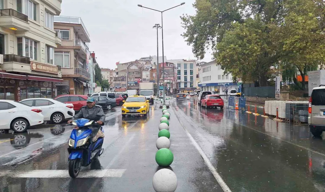 Kırklareli’nde dün geceden itibaren etkili olan sağanak yağış, kentte hayatı