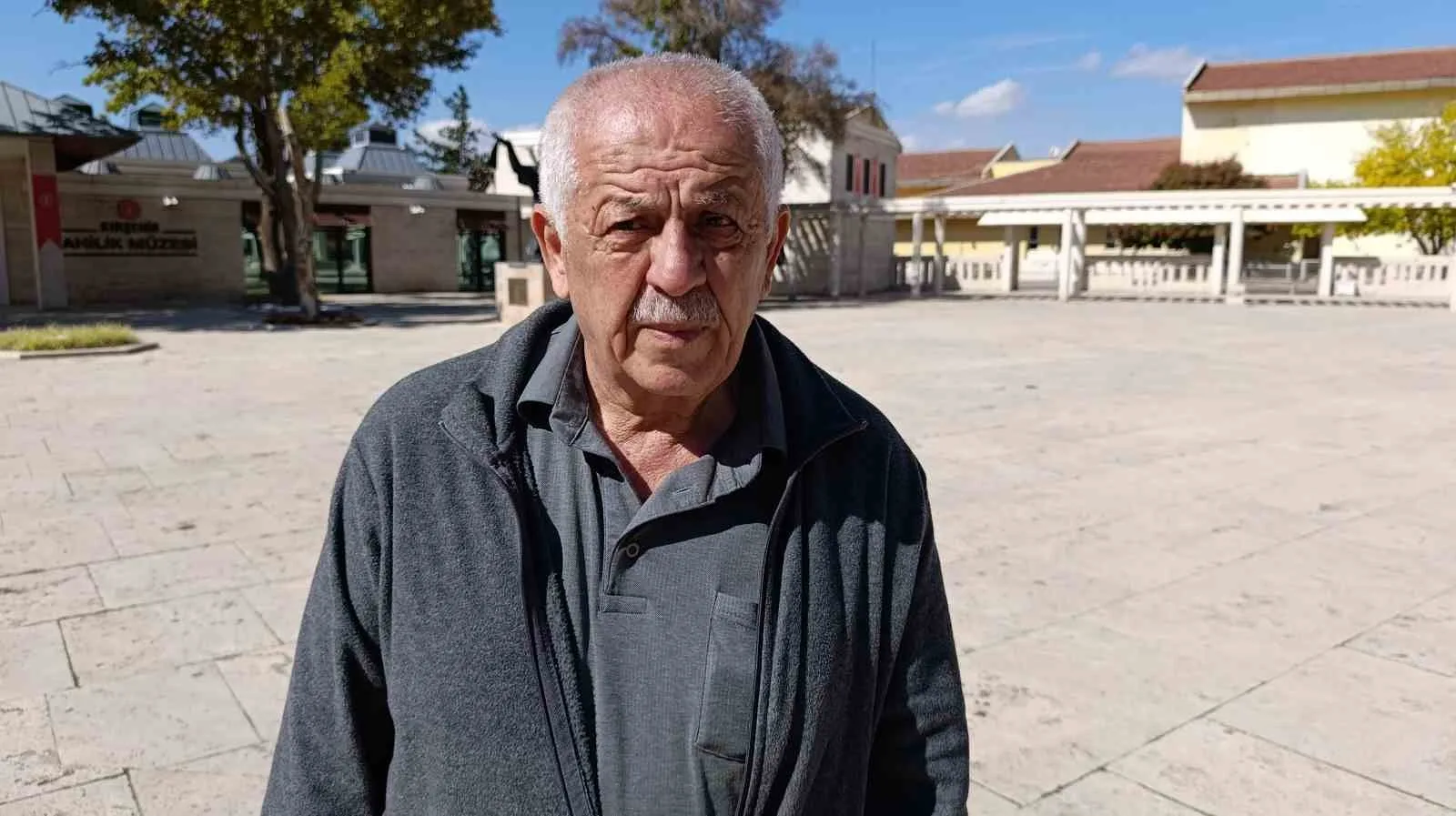 Kırşehir’de hafta sonu tatilinde cep telefonuna yüklenen yabancı yazılımlar aracılığıyla