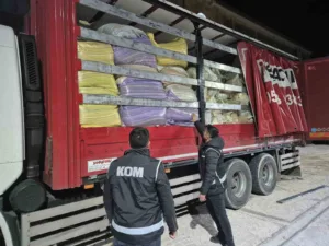 KIRŞEHİR (İHA) – Kırşehir polisi tarafından düzenlenen operasyonda 5 ton