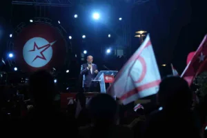 Kuzey Kıbrıs Türk Cumhuriyeti (KKTC) Cumhurbaşkanı ve KKTC Bağımsız Cumhurbaşkanı