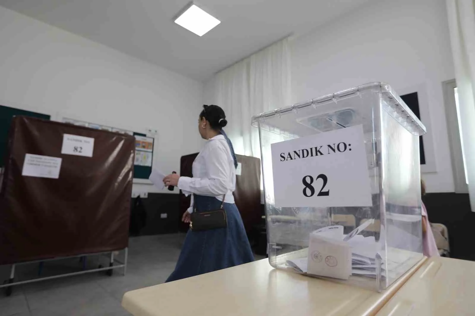Kuzey Kıbrıs Türk Cumhuriyeti’nde (KKTC) cumhurbaşkanlığı seçiminde saat 18.00 itibarı