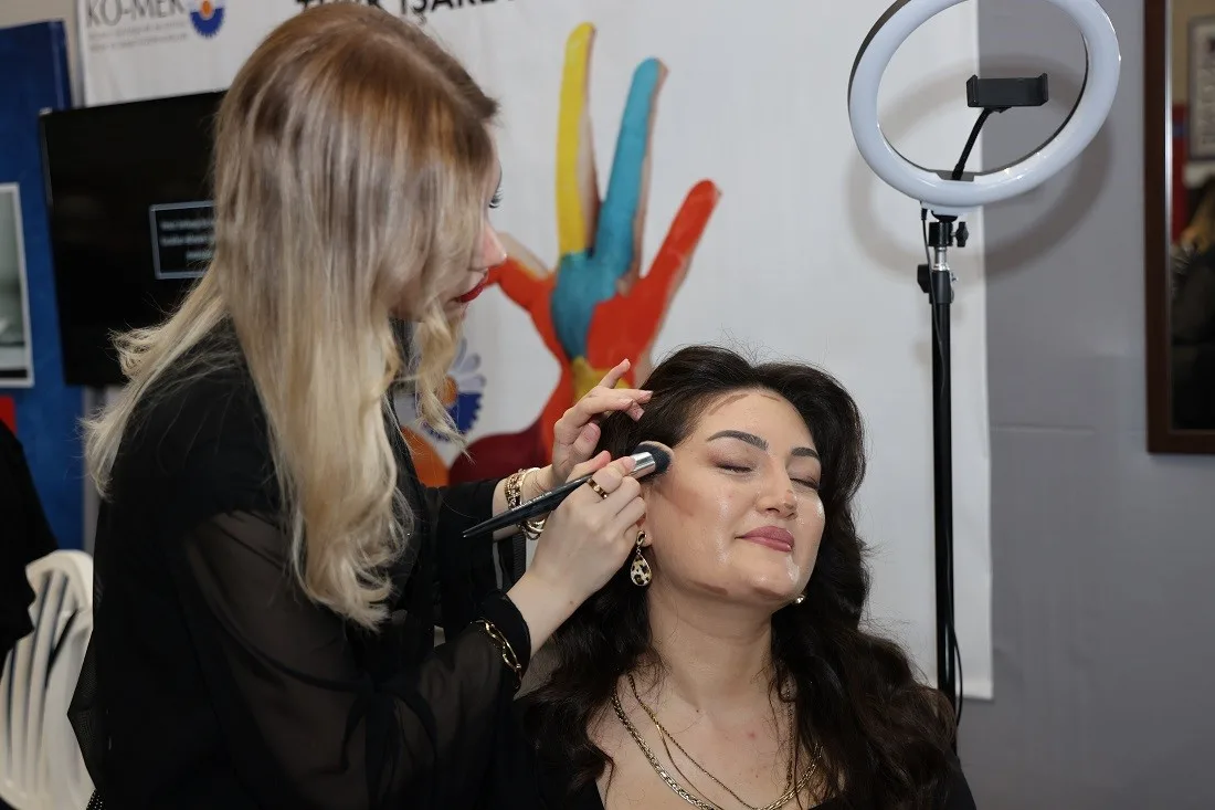 Kocaeli’de kişisel bakım ve güzellik sektörüne yönelik açılan meslek kursları,