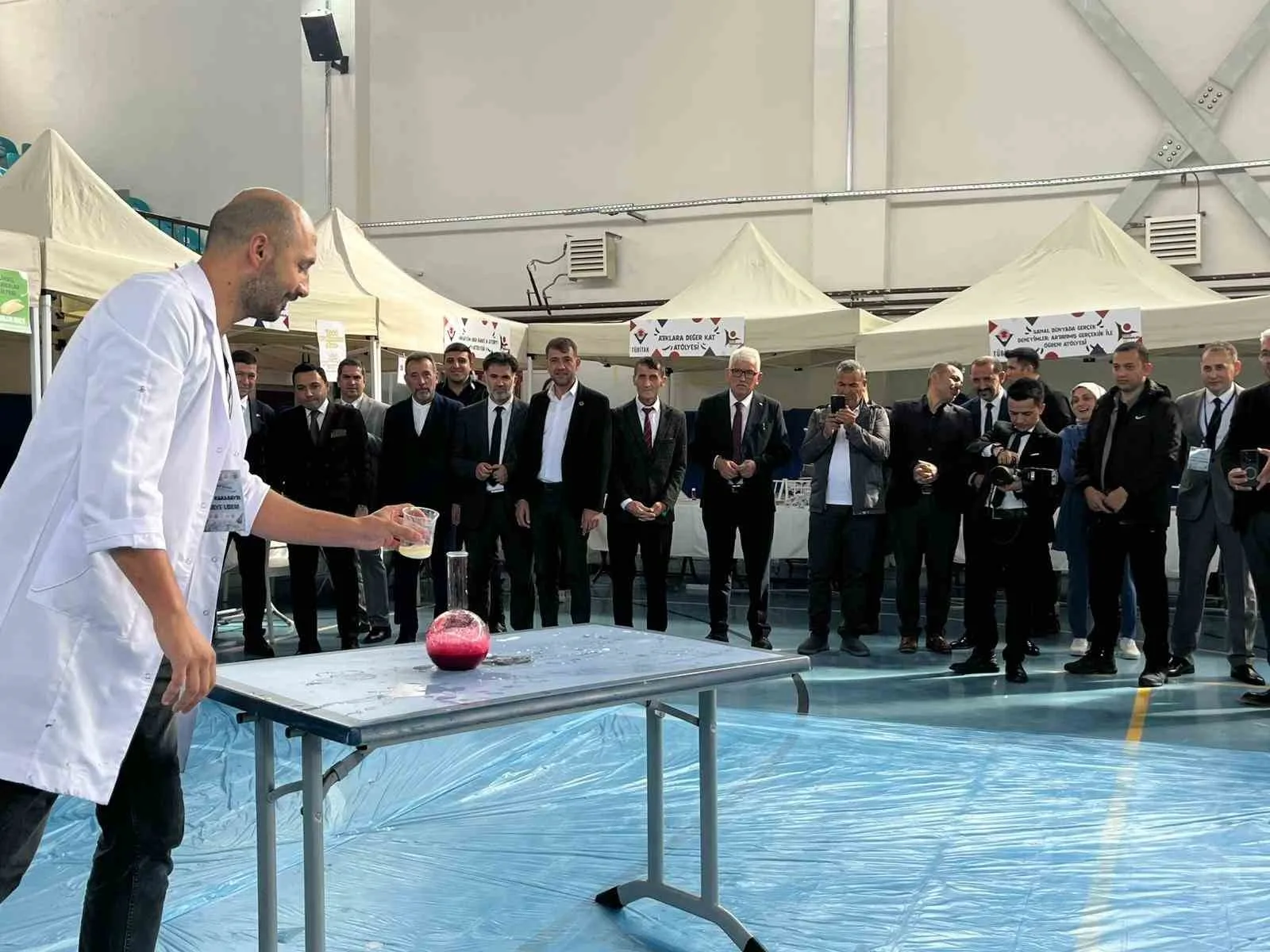 Sakarya’nın Kocaali ilçesinde düzenlenen TÜBİTAK 4007 Bilim Şenliği, bilim, teknoloji