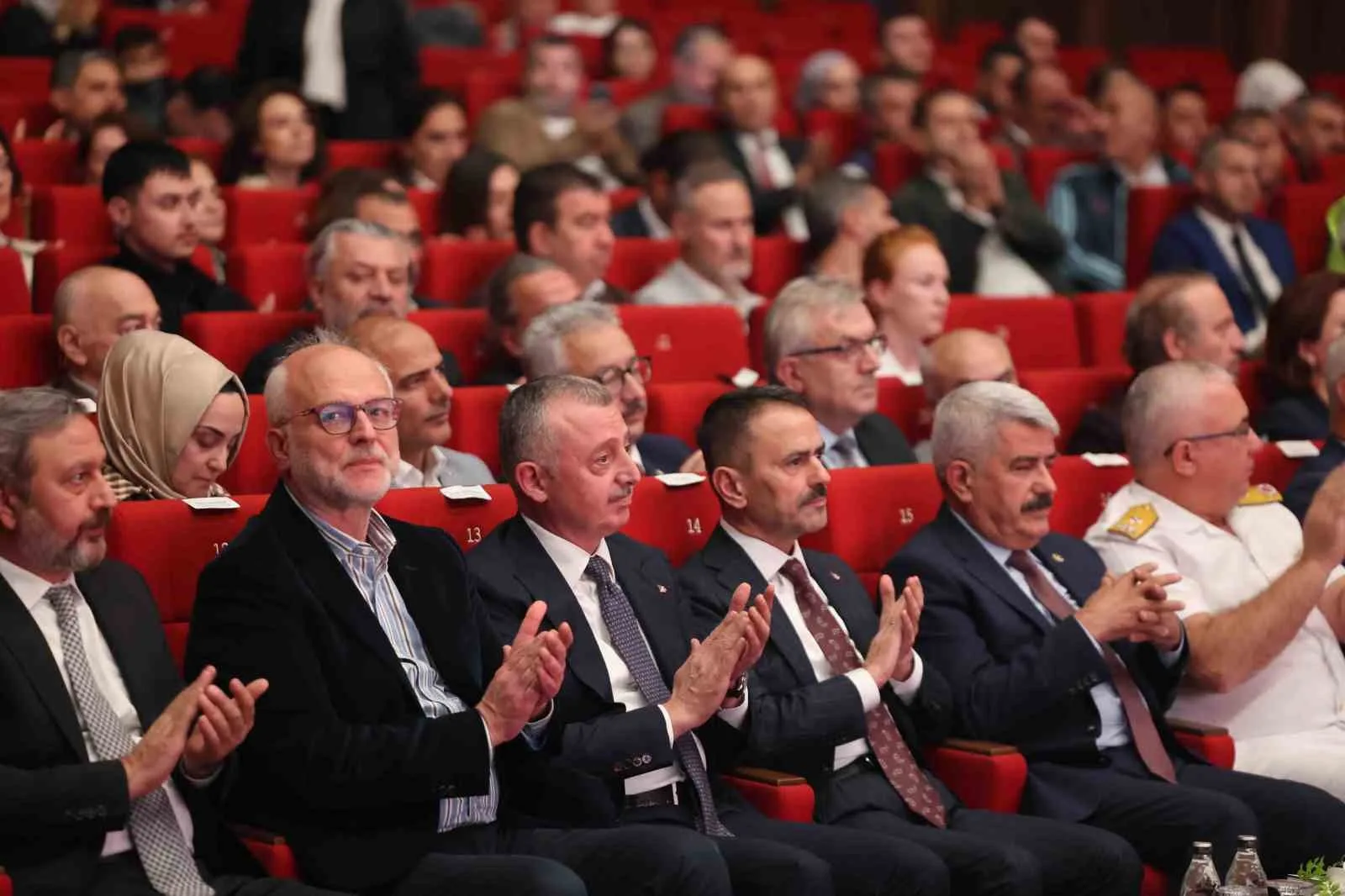 Kocaeli Büyükşehir Belediyesi’nin bu yıl 15.’sini düzenlediği Kocaeli Kitap Fuarı,