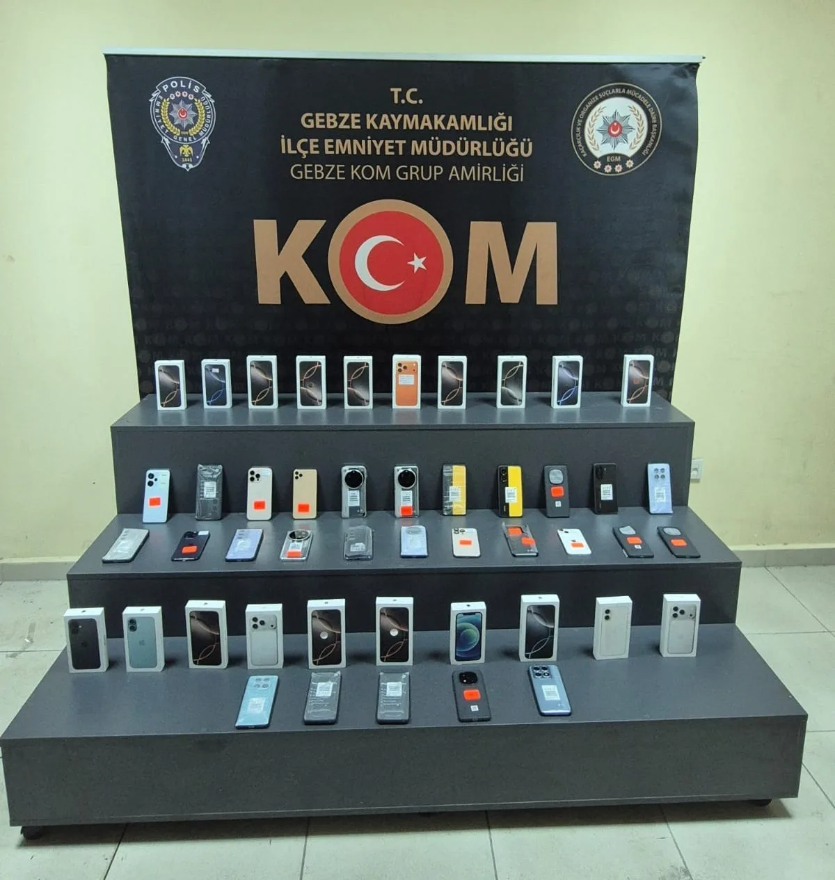 Kocaeli’nin Dilovası ilçesinde iş yerinde yapılan operasyonda piyasa değeri yaklaşık