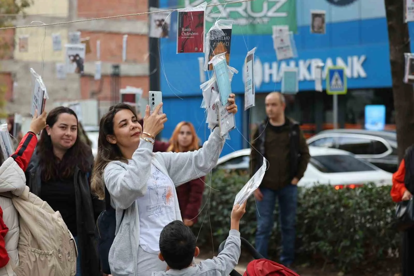 Kocaeli Büyükşehir Belediyesi tarafından 15. Kocaeli Kitap Fuarı kapsamında düzenlenen
