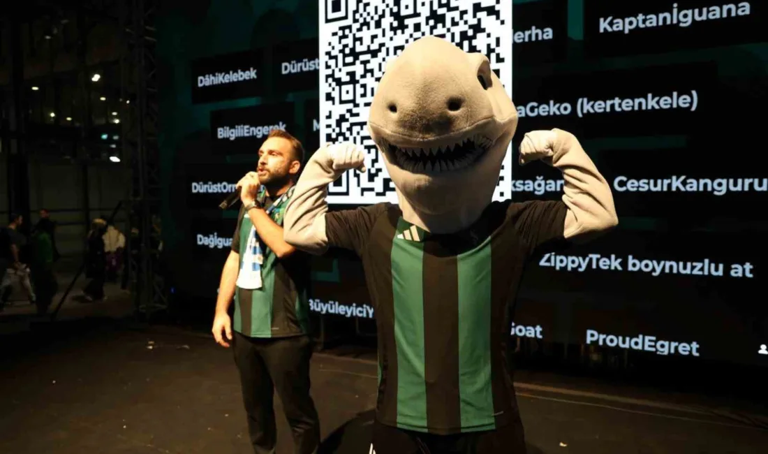 Bu yıl 15’incisi düzenlenen Uluslararası Kocaeli Kitap Fuarı’nda, Kocaelispor taraftarlarına