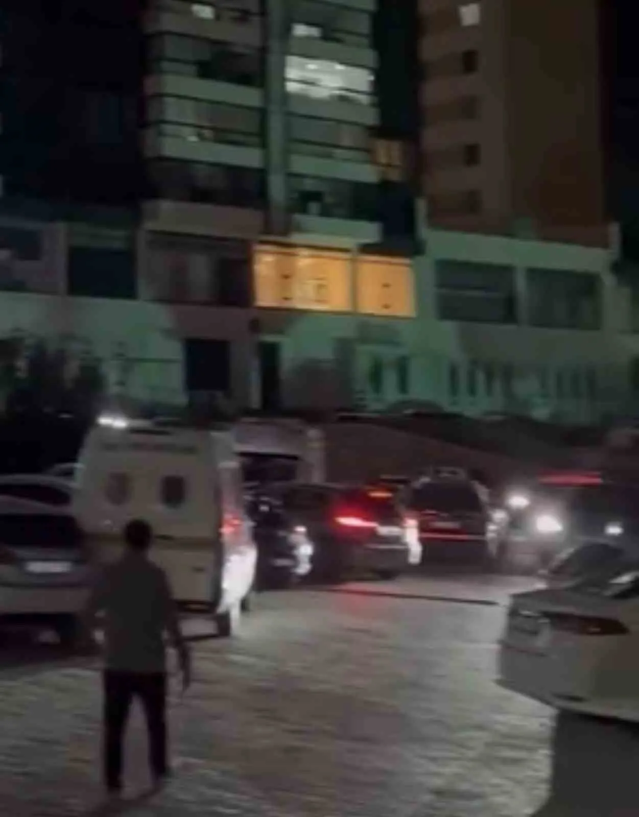 Elazığ’da yalnız yaşayan 65 yaşındaki Fevzi Kopar, evinde ölü bulundu.