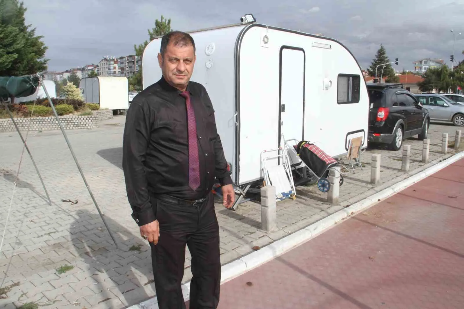 Konya’nın Beyşehir ilçesinde karavanda yaşayan ve kendisinden yaklaşık 10 gündür