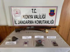 Konya’nın Ereğli ve Çumra ilçelerinde düzenlenen 3 ayrı uyuşturucu operasyonunda