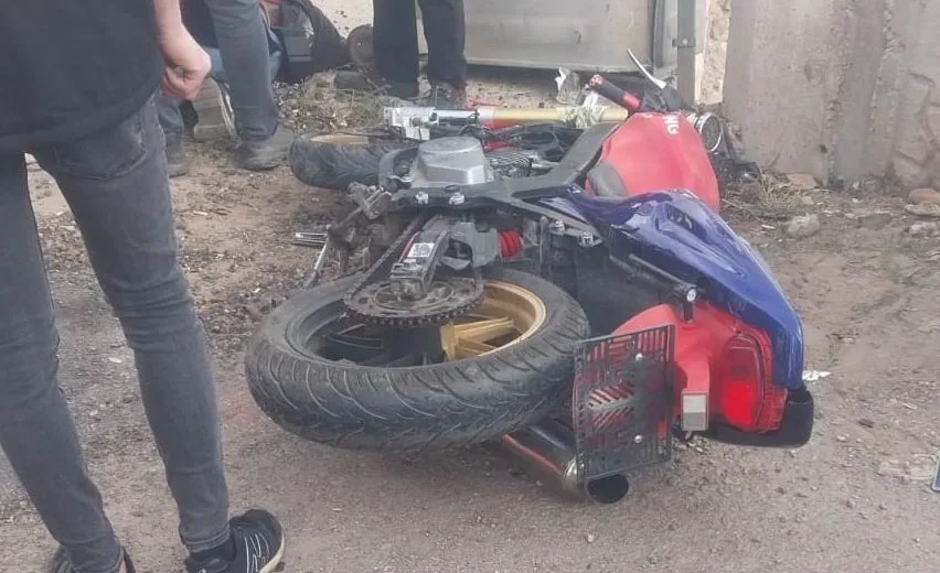 Konya’nın Beyşehir ilçesinde motosiklet ile bir aracın çarpışması sonucu meydana