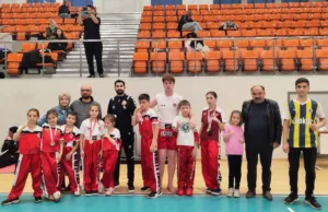 Darıca’da düzenlenen Türkiye Kick Boks Şampiyonası 29 Ekim Cumhuriyet Bayramı