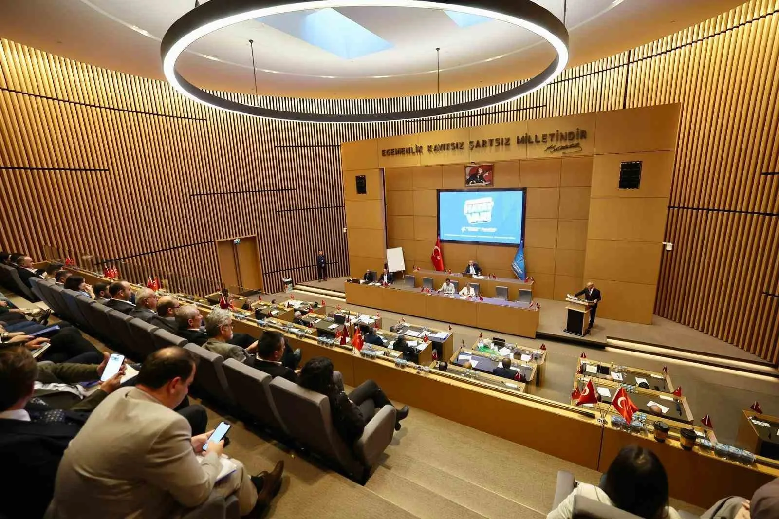 Küçükçekmece Belediyesi Ekim ayı meclis toplantısında 2026 yılı mali bütçesi