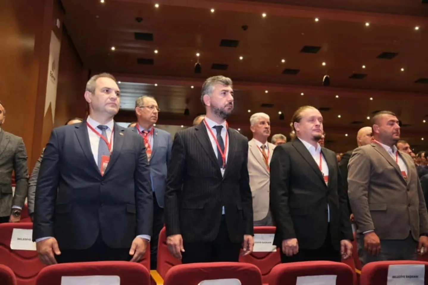 Bayırköy Belediye Başkanı Aykut Dilsiz, meclis üyeleriyle birlikte Edirne’de düzenlenen